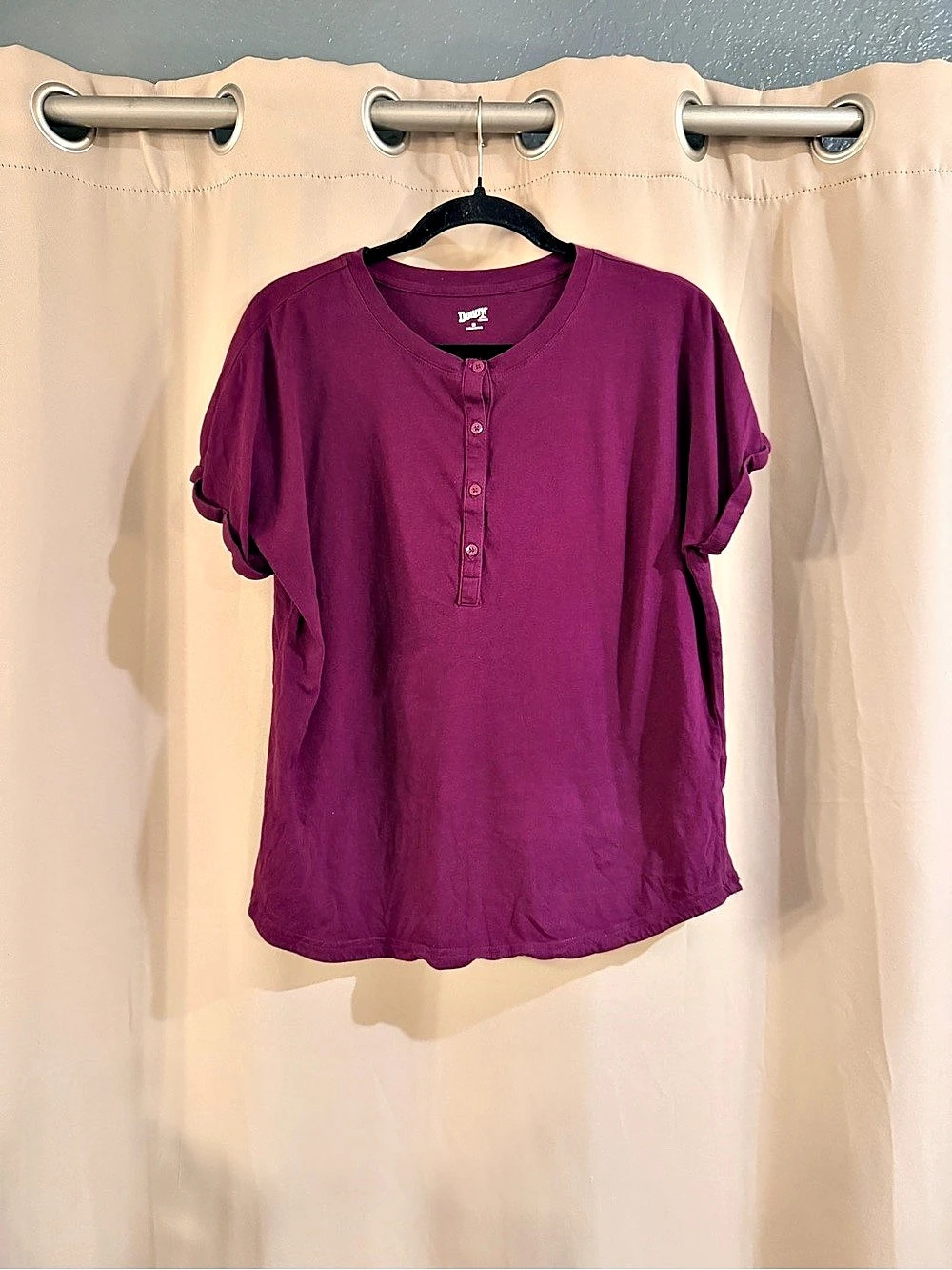 Duluth Cotton Short Sleeve Henley in Purple Size Medium